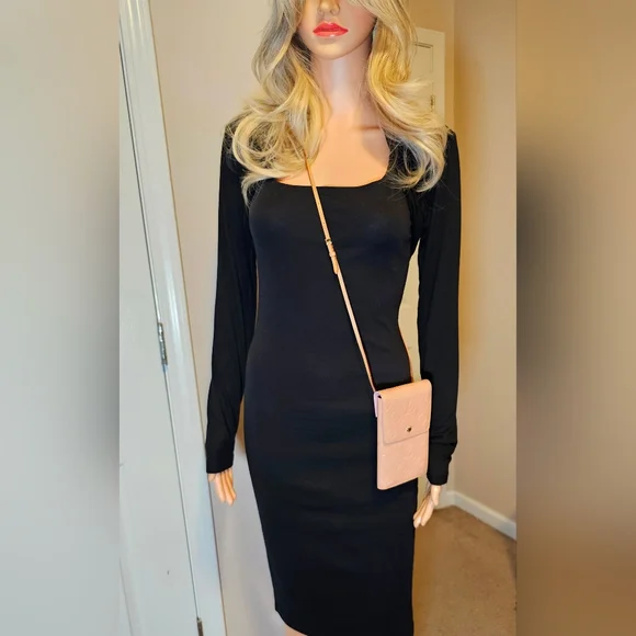 Authentic LOUIS VUITTON Vernis Walker Pink Tri-Fold Crossbody Wallet - Picture 14 of 14